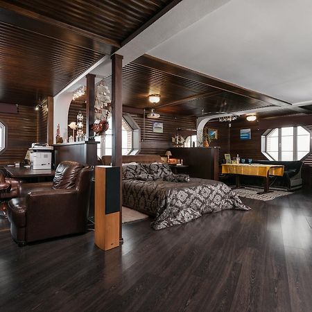 The Sky Loft Apartment เคียฟ ภายนอก รูปภาพ